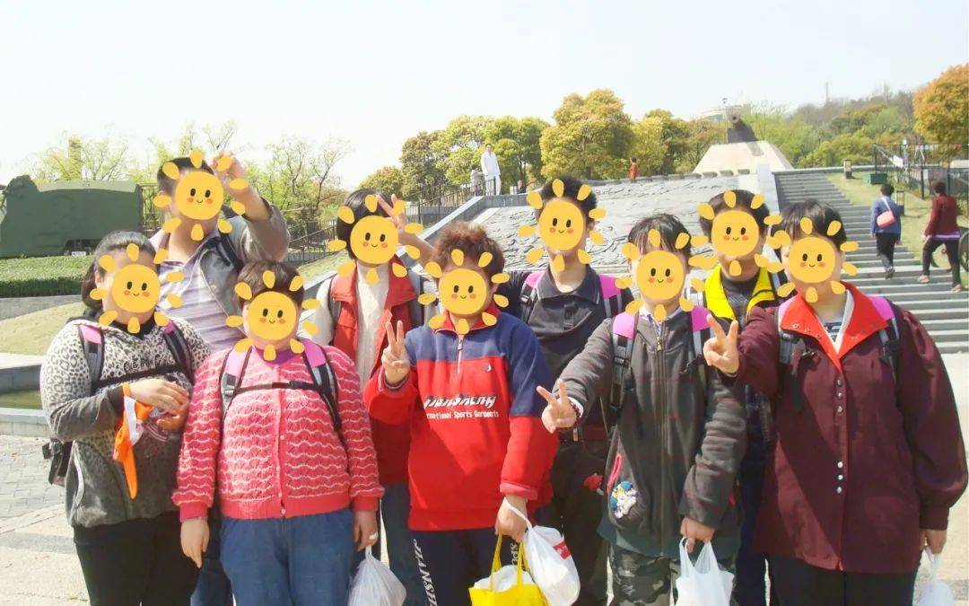 关于愈发激烈角逐，争夺三分情绪高涨的信息