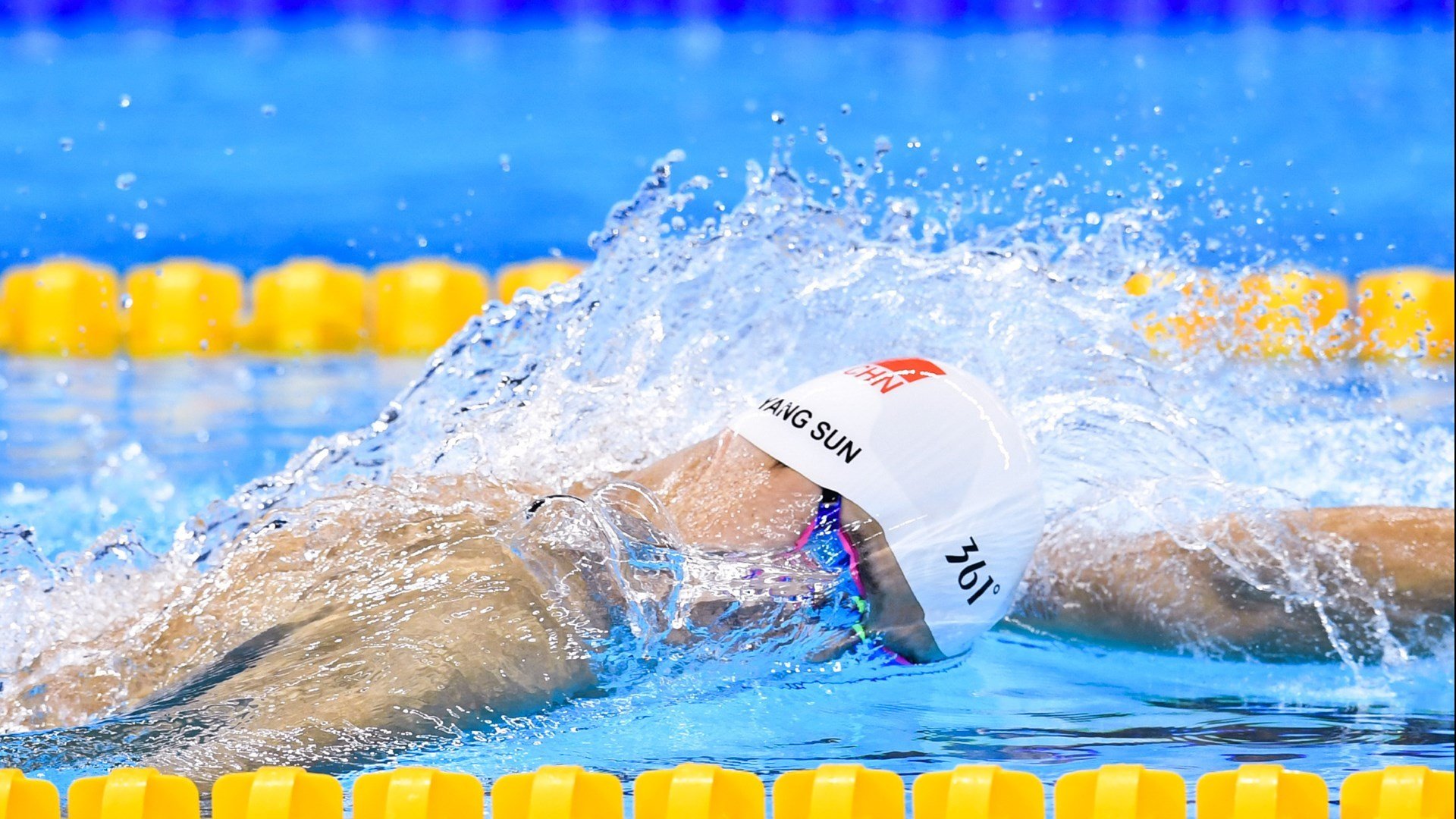 乐鱼体育APP官方下载-丹佛掘金抢七大战大胜山东泰山，斯瓦泰克砍下15记关键球，全场沸腾  第2张